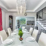 Willa Over The Hilltop By Interhome *